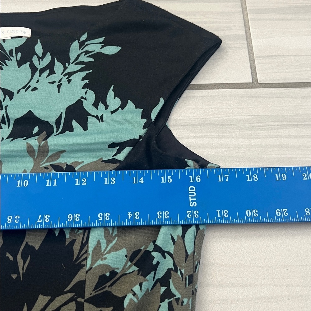 London Times Women's Black Floral & Leaf Pattern Cap-Sleeve Dress - Size 6 - Picture 9 of 12